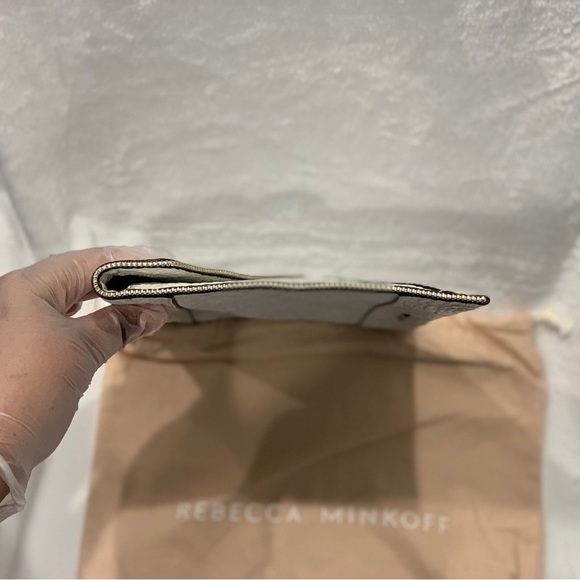 Rebecca Minkoff White and Tan Leather Floral Leo Clutch w/Dust Bag! - Picture 6 of 10